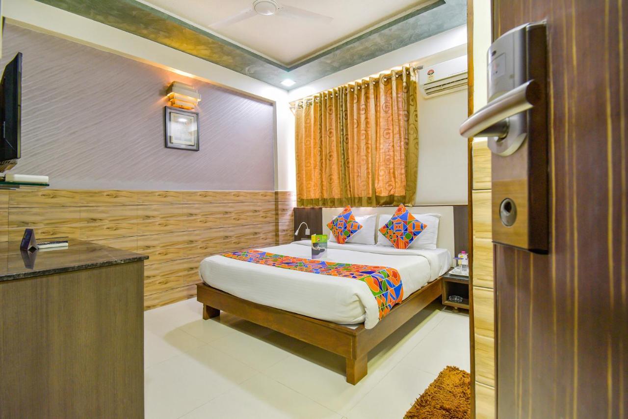 Fabhotel Kohinoor Plaza Ahmedabad Exterior foto